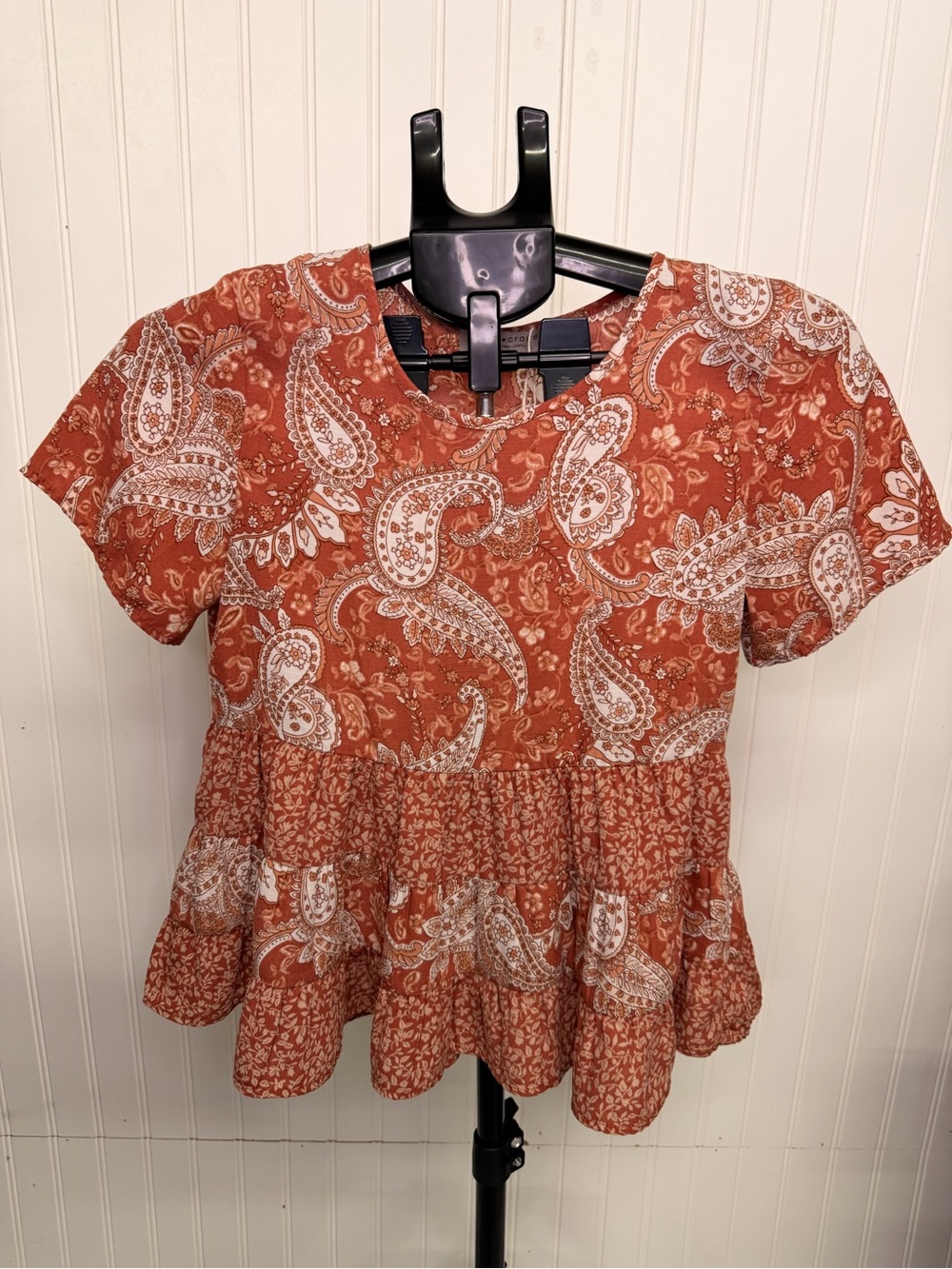 Paper Crane Rust Paisley Ruffle Hem Short Sleeve Top